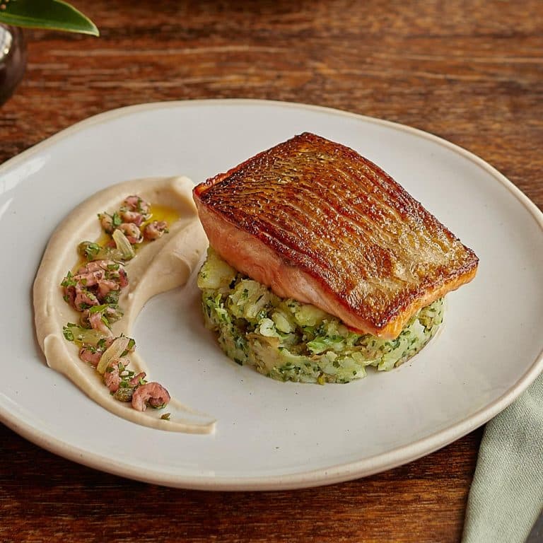 Cover Image for Our à la carte menu at The Oaks