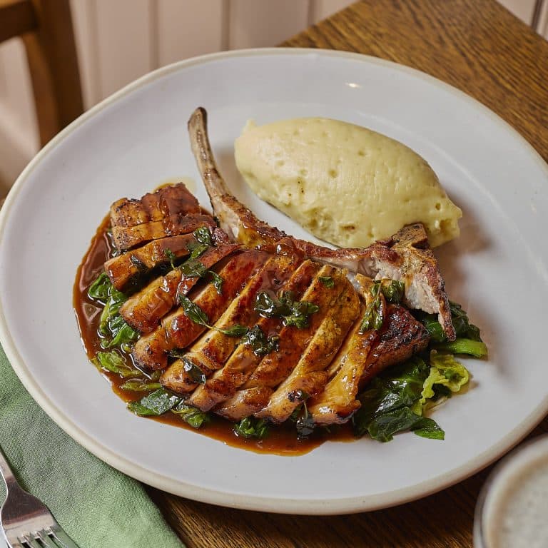 Cover Image for Our à la carte menu at The Oaks