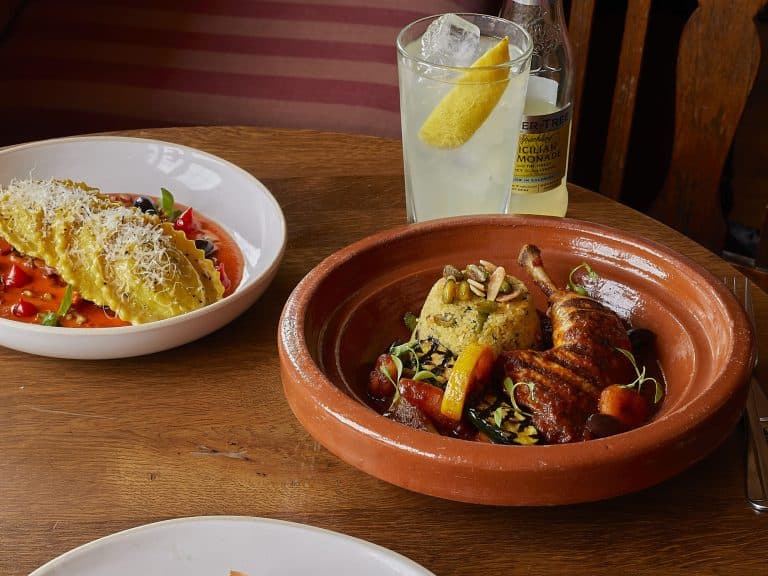 Cover Image for Our à la carte menu at The Oaks