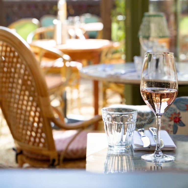 Cover Image for Let us treat you to a glass of complimentary rosé at The Oaks